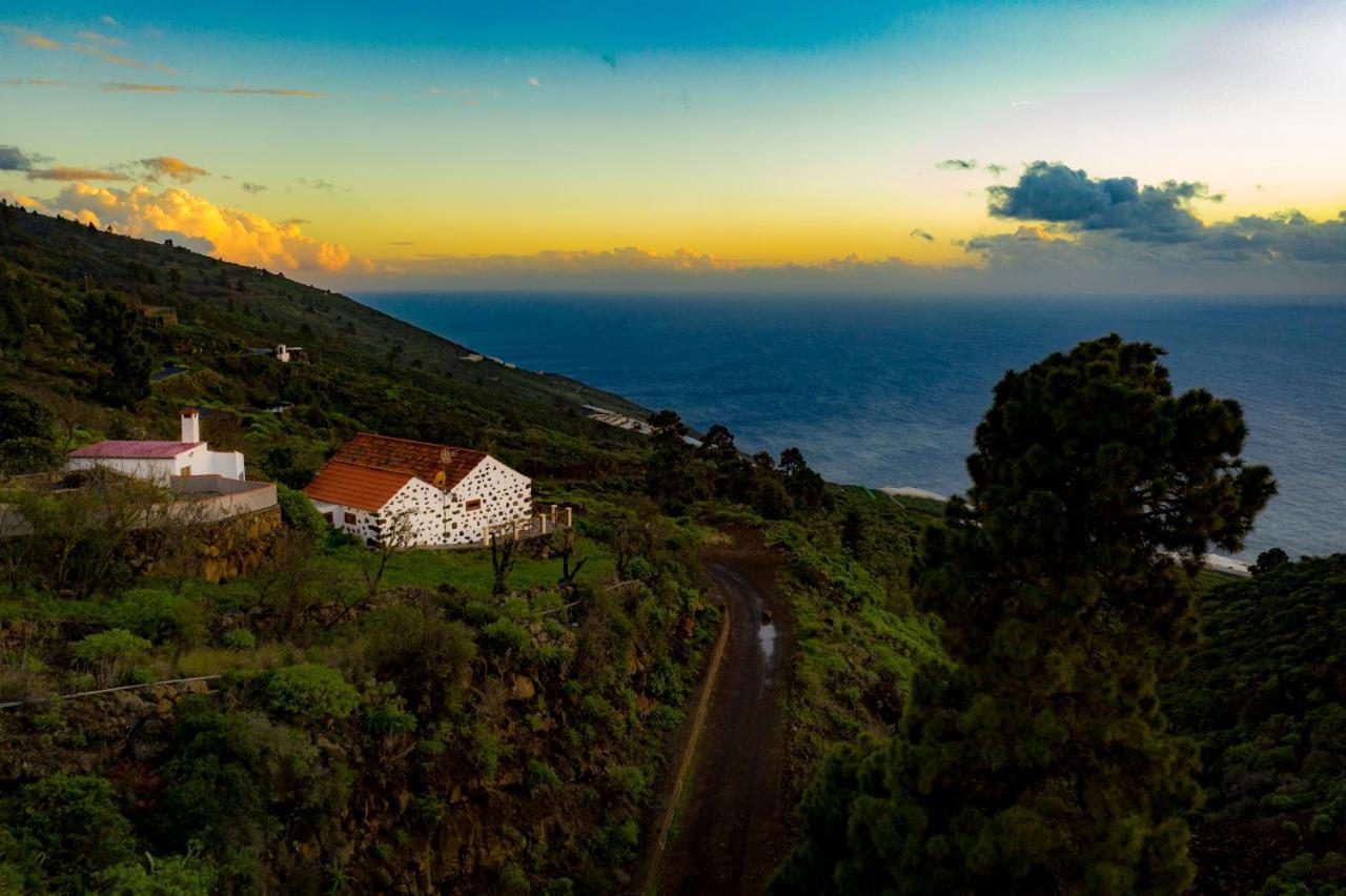 "Villa Servanda " - Relax, Nature, Wide Views Of The Sea And A Starry Sky Puntagorda Buitenkant foto